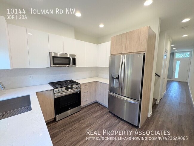 Building Photo - 10144 Holman Rd NW