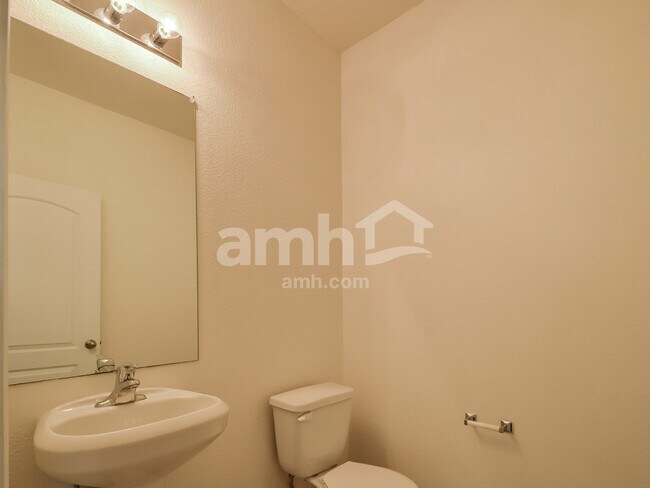 Building Photo - 1708 Hot Springs Way