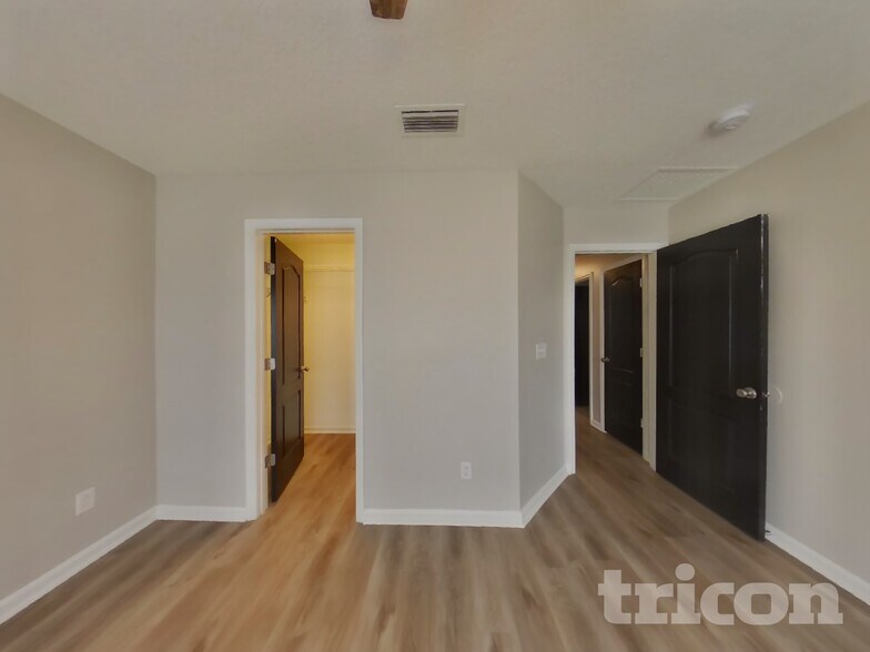 Building Photo - 86531 Cartesian Pointe Dr
