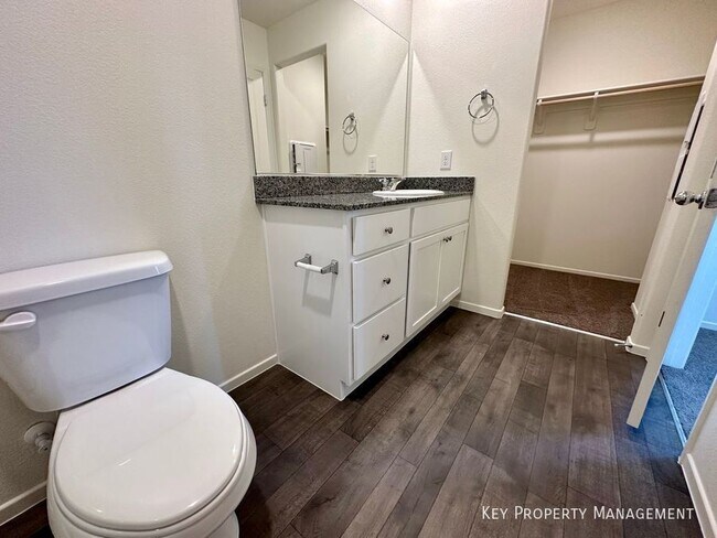 Building Photo - 1124 Meadow Sparrow Pl