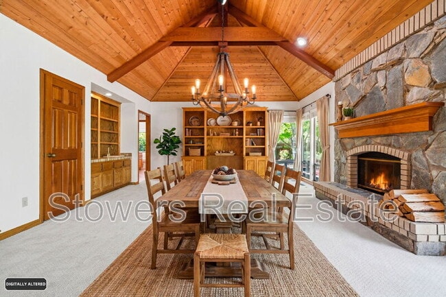 Building Photo - 618 Banister Ln