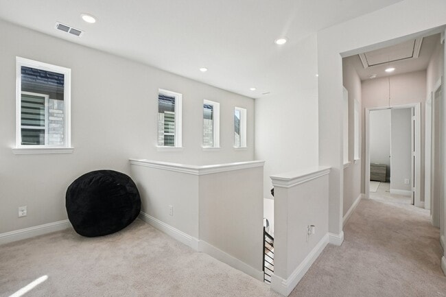 Building Photo - 11422 Chepstow Crescent Ct