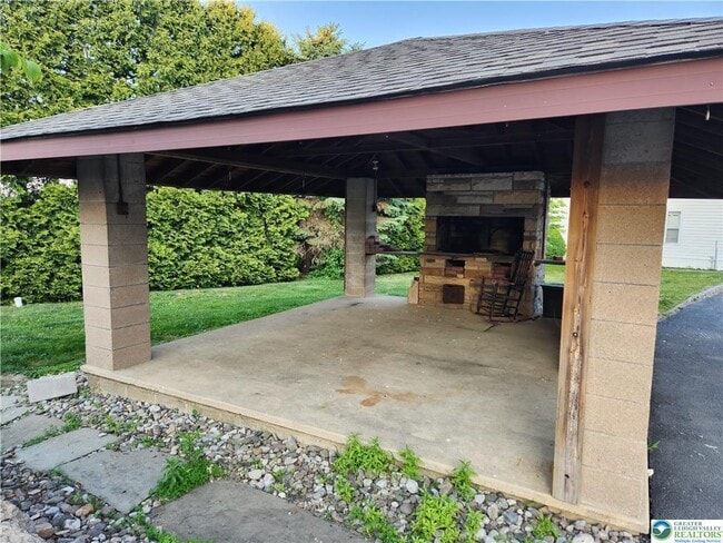 Building Photo - 5545 PA-873