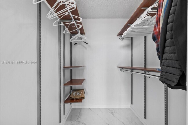 Building Photo - 650 West Ave