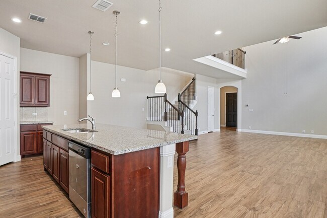 Building Photo - 7305 Rockford Ct