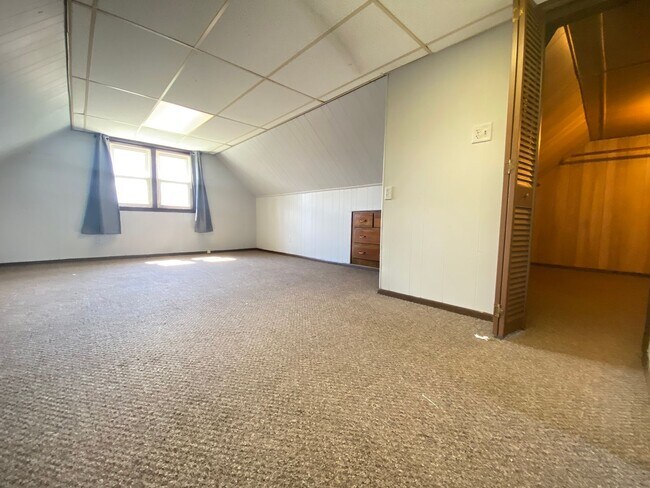 Building Photo - 3 Bedroom Home in Hammond