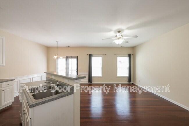 Building Photo - 1820 Willow Branch Ln