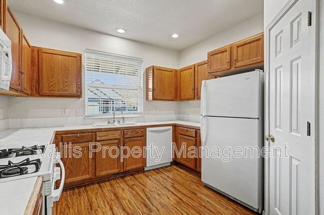 Building Photo - 4936 Evie Jean St NE