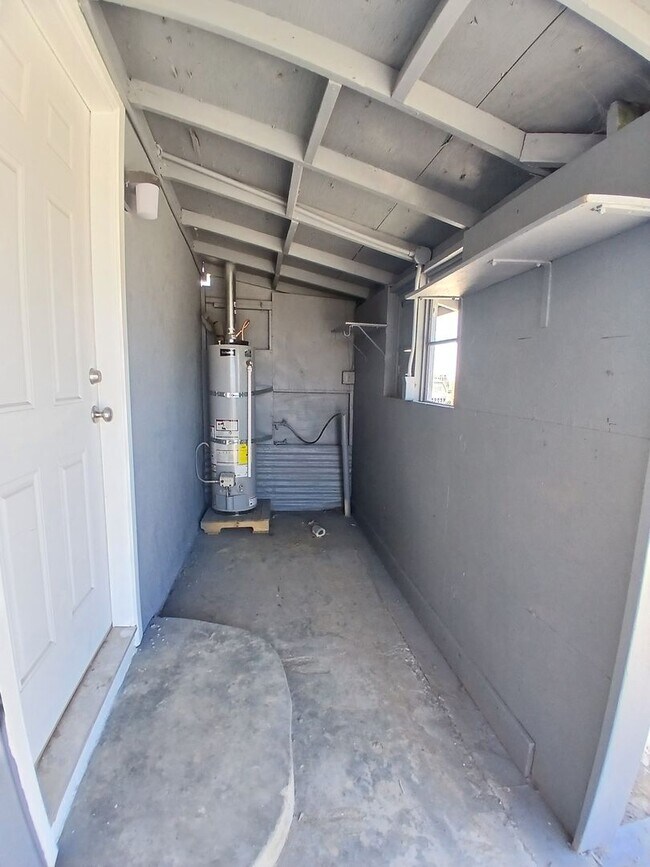Building Photo - Charming Renovated 3-Bedroom Home for Rent