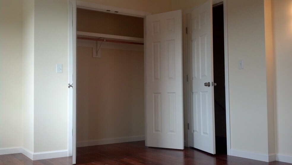 Closet 2 - 96 Hogsback Dr