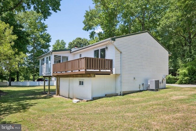 Building Photo - 1365 Moyer Rd
