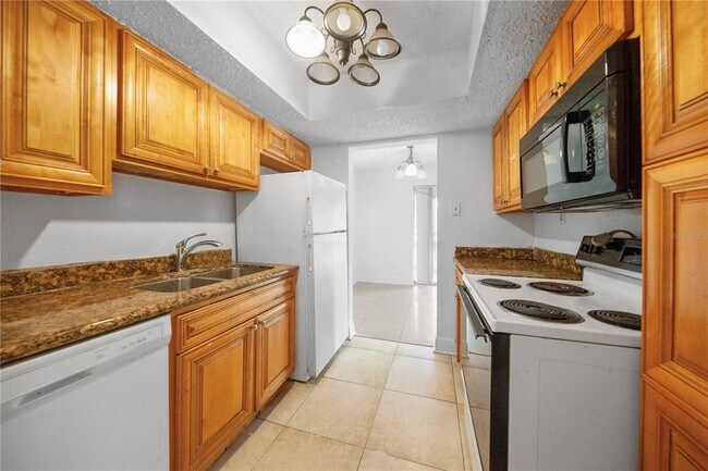 Building Photo - 4709 S Texas Ave
