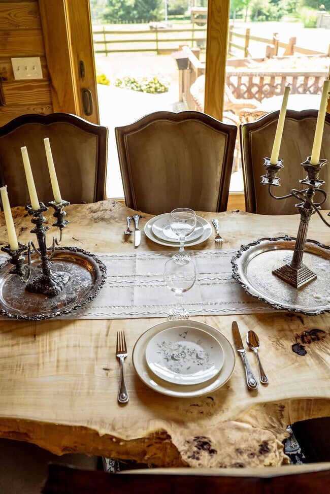 Building Photo - 7223 Ferry Rd