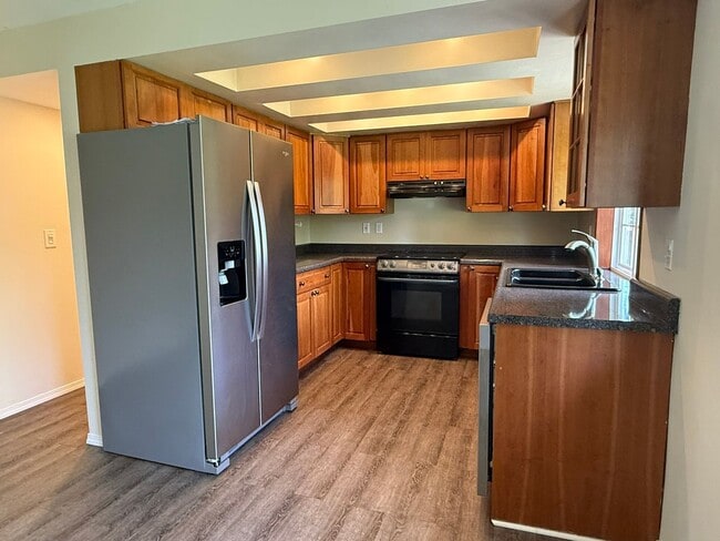 Building Photo - 3Bd/1.5Ba Kirkland House