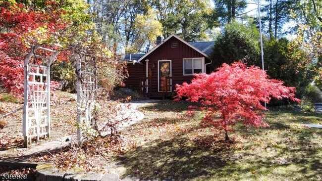 Building Photo - 215 Annisquam Rd