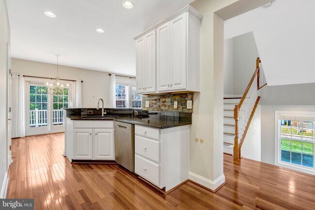 Building Photo - 6830 Hartzell Hill Ln