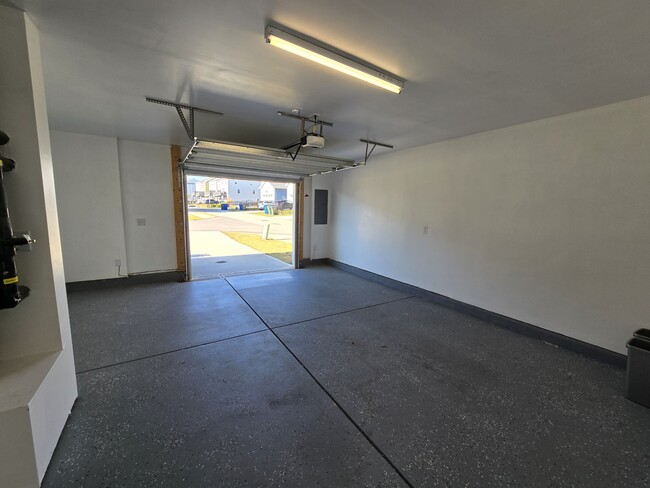 Building Photo - 6309 Truxton Ln