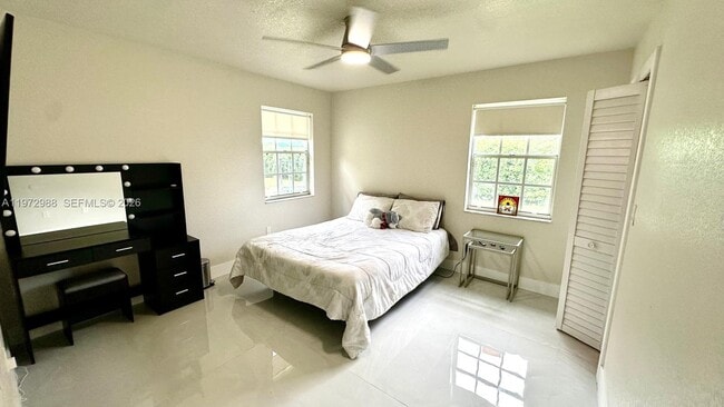 Building Photo - 1771 NW 17th St