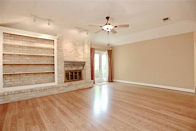 Building Photo - 14206 Stokesmount Dr