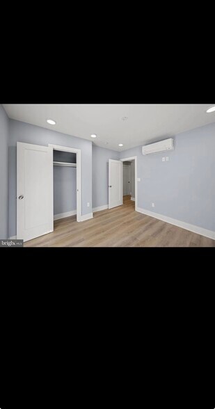 Building Photo - 4535 Avondale St