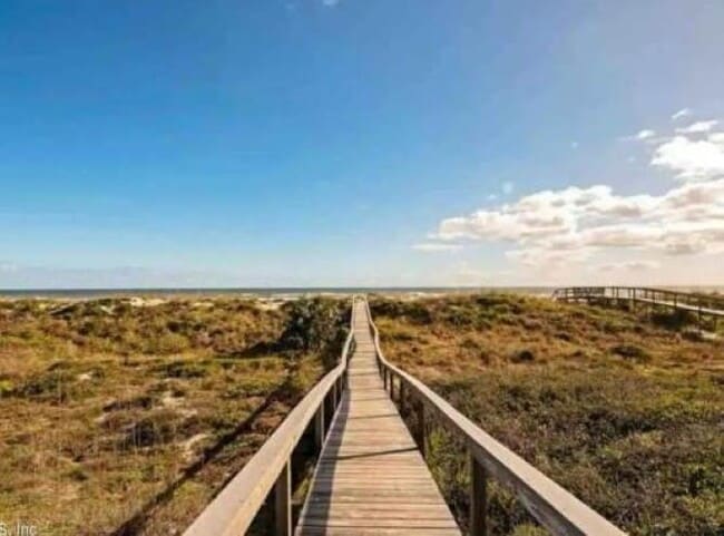 Building Photo - 292 Majorca Rd