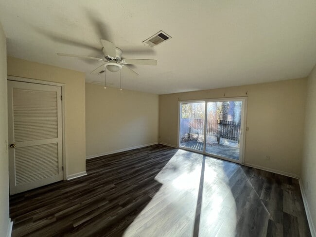 Primary Photo - Townhouse for Rent