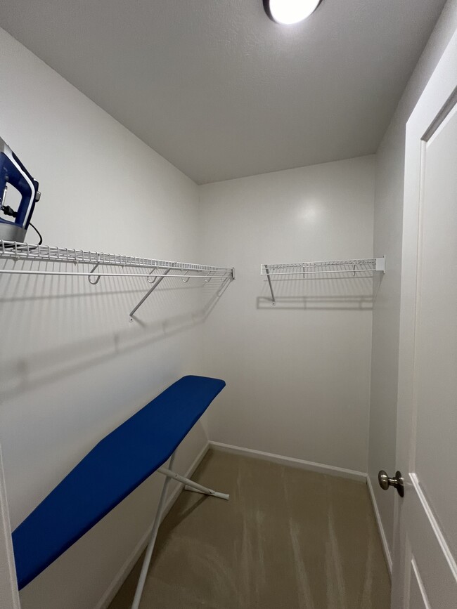 Building Photo - 2738 Kittansett Dr