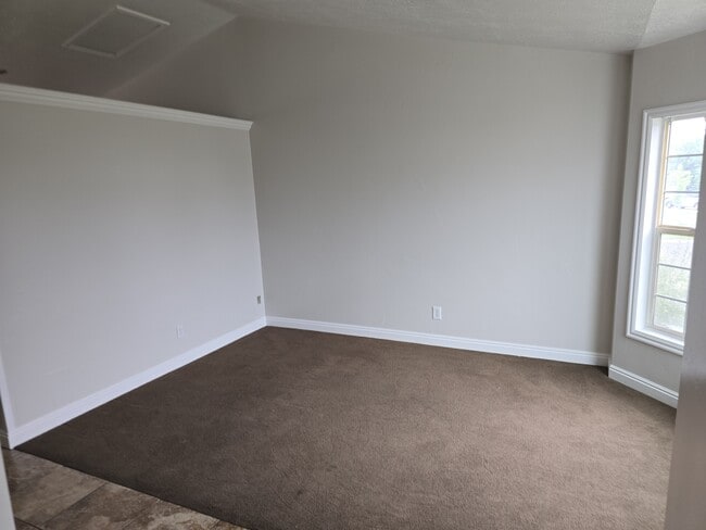 Building Photo - 1134 N 2525 W