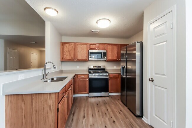 Building Photo - 906 Wisdom Dr