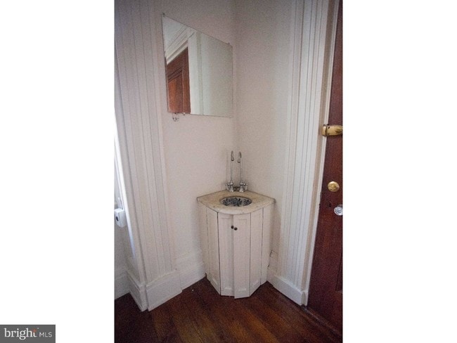 Building Photo - 916 Spruce St