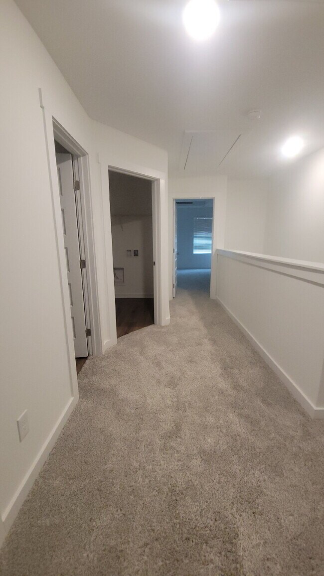 Building Photo - NEW HOME!!!  Section 8 Accepted!!!  "Discover Your Dream Home: Spacious 3-Bedroom Retreat with Gr...