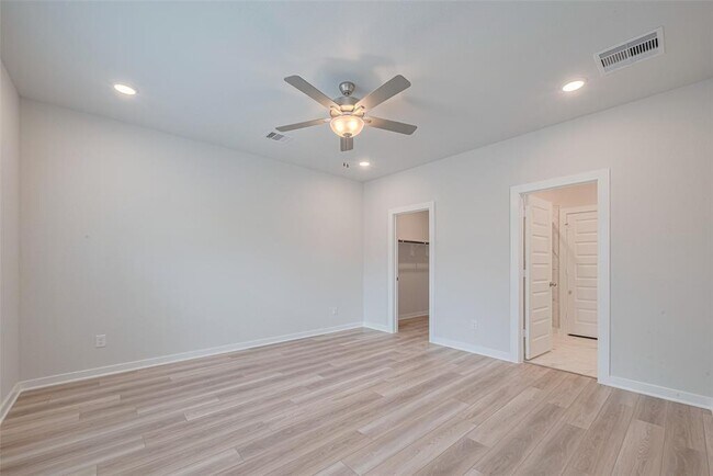Building Photo - 8438 Sweet Cherry Ln