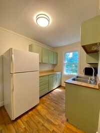 Building Photo - 204 Laffoon Dr
