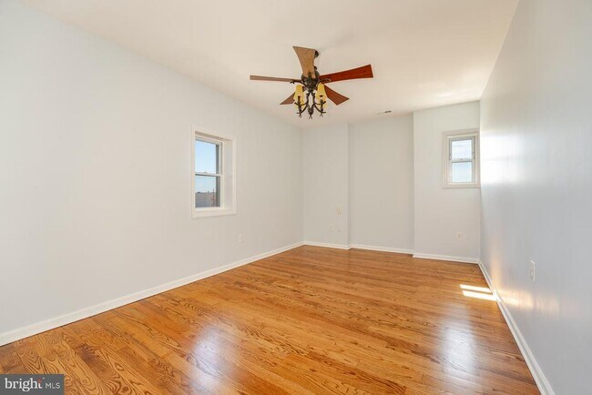 Building Photo - 222 S Rhode Island Ave