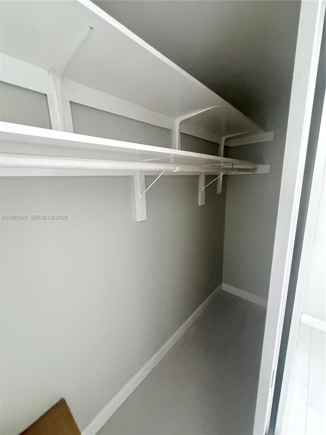 Building Photo - 49 Majorca Ave