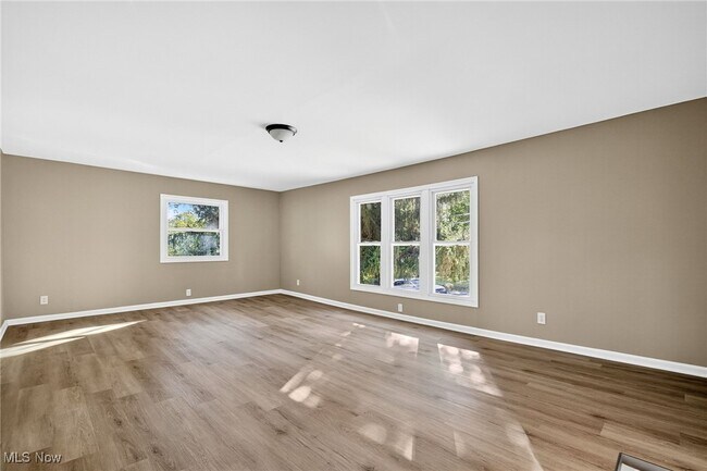 Building Photo - 2185 Stahl Rd