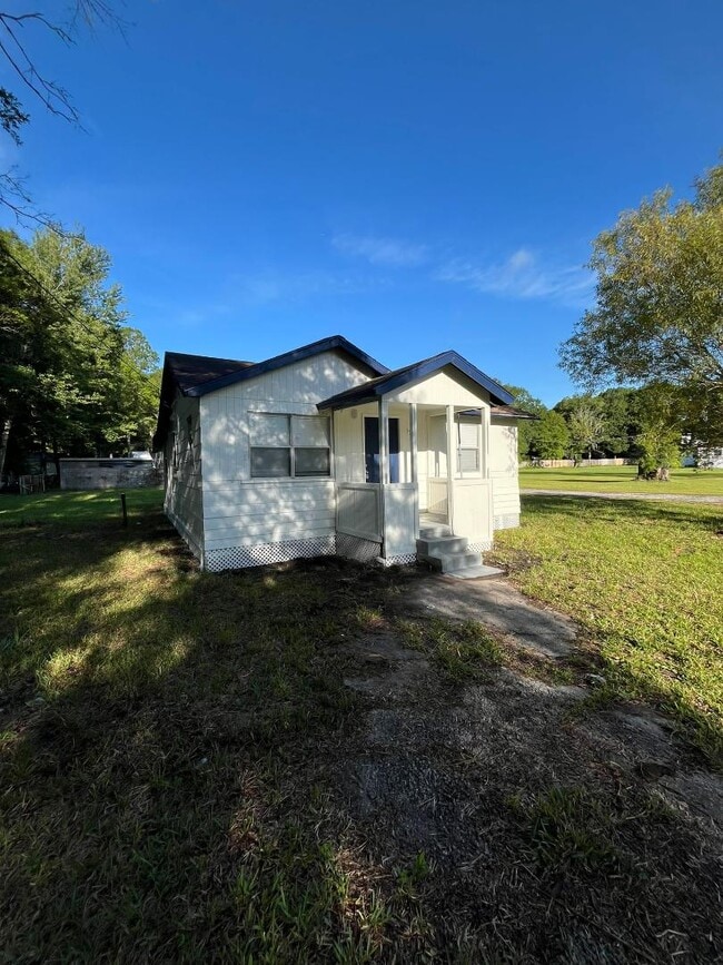 Building Photo - 1552 Co Rd 225