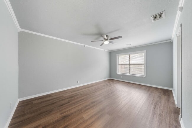 Building Photo - 8778 Serene Ridge Dr