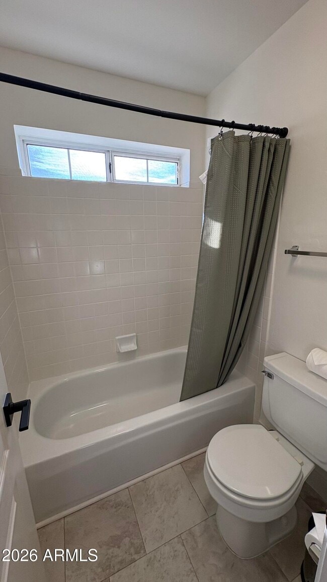 Building Photo - 19632 N 73rd Ave