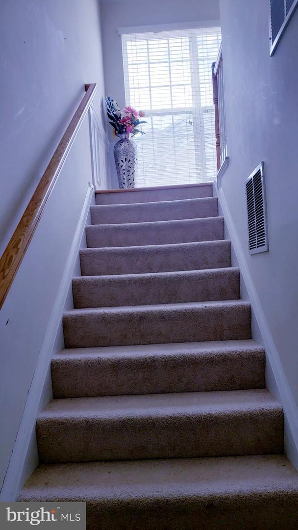 Building Photo - 43567 White Cap Terrace