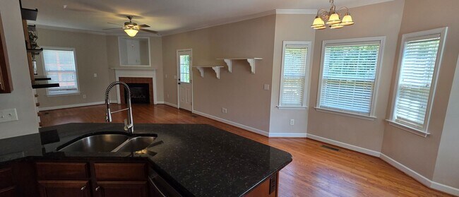 Building Photo - 4049 Clinard Ave