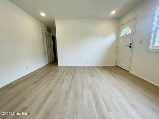 Building Photo - 4104 Hispanyola Ct
