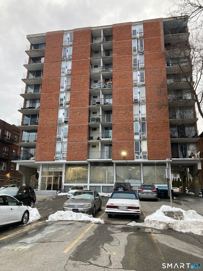 Building Photo - 87 Glenbrook Rd