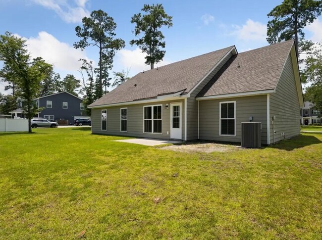 Building Photo - Beautiful 4BR Home in Gated Ramsey Landing!
