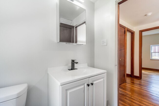 Building Photo - AVAILABLE OCT 1ST!! RENOVATED 3-BEDROOM PENN HILLS!!