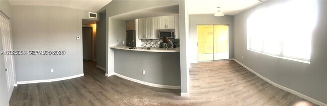 Building Photo - 15285 SW 107th Ln