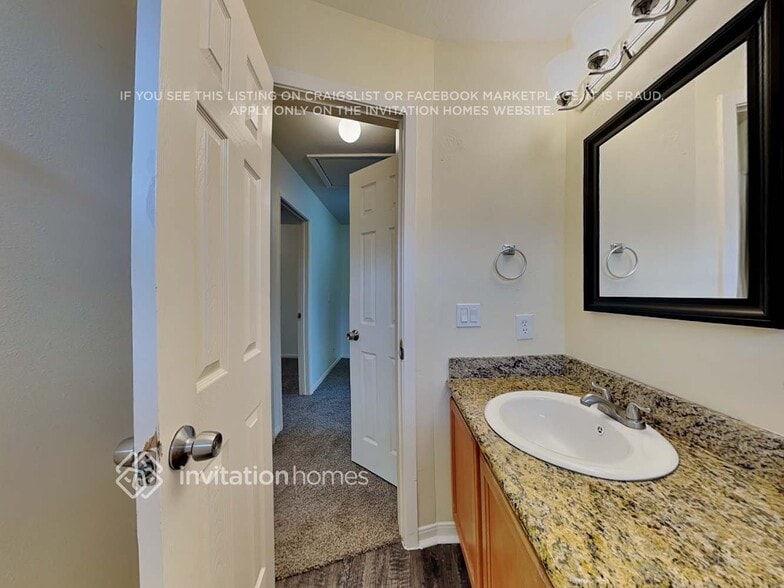 Building Photo - 6424 Mountain Pines Ln