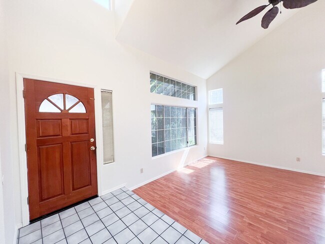 Building Photo - 8330 Sea Island Ct