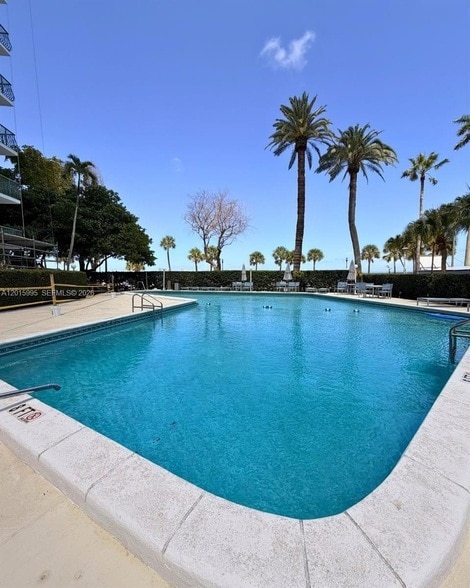 Building Photo - 1408 Brickell Bay Dr