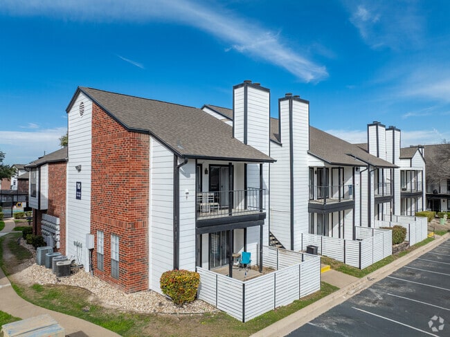 Primary Photo - The Fielder